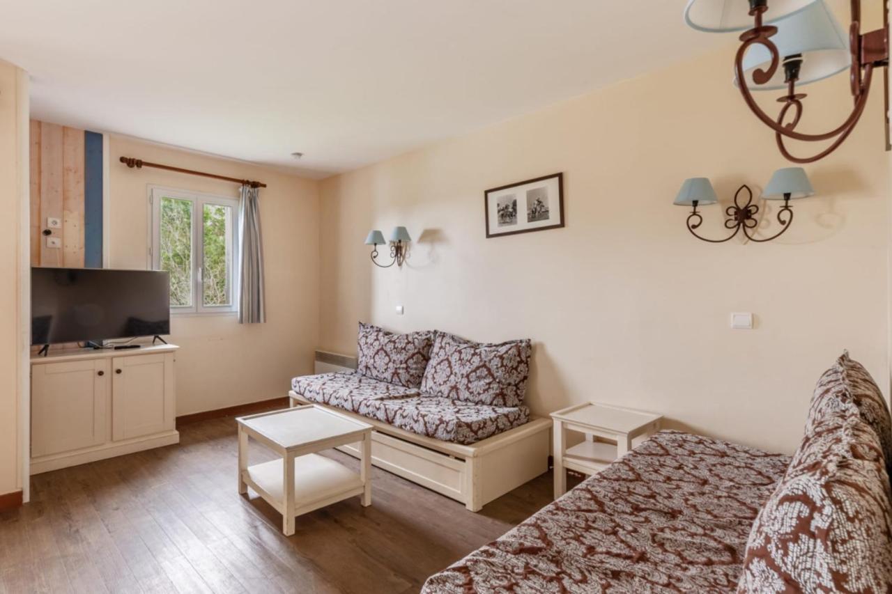 Nice 2-Br In A Residence With Pool - Deauville - Welkeys Екстер'єр фото